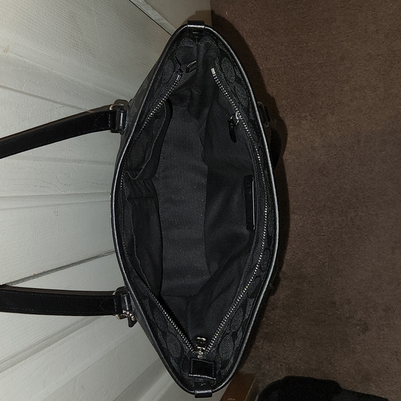 Black Coach Tote Bag - Picture 3 of 6